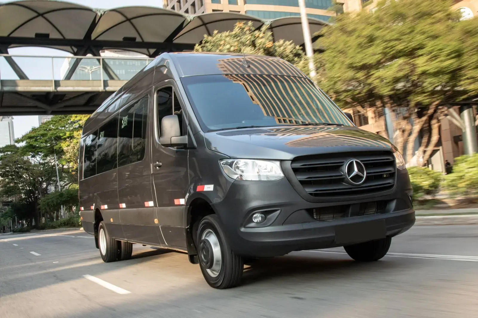 Mercedes Sprinter — 16 + 1 kişilik